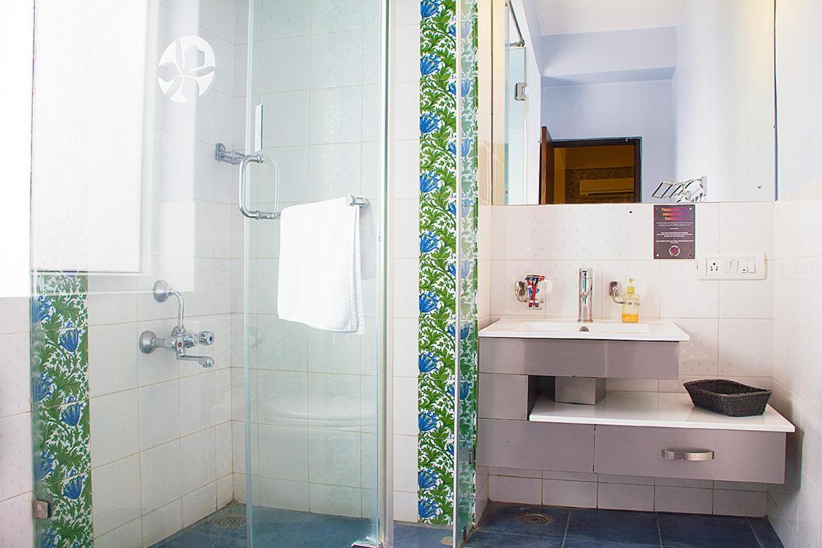 Orchid Suites - A Boutique Hotel Bangalore Off Residency Road Eksteriør billede