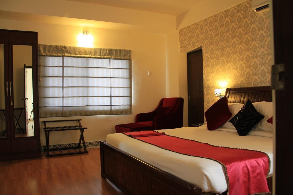 Orchid Suites - A Boutique Hotel Bangalore Off Residency Road Eksteriør billede