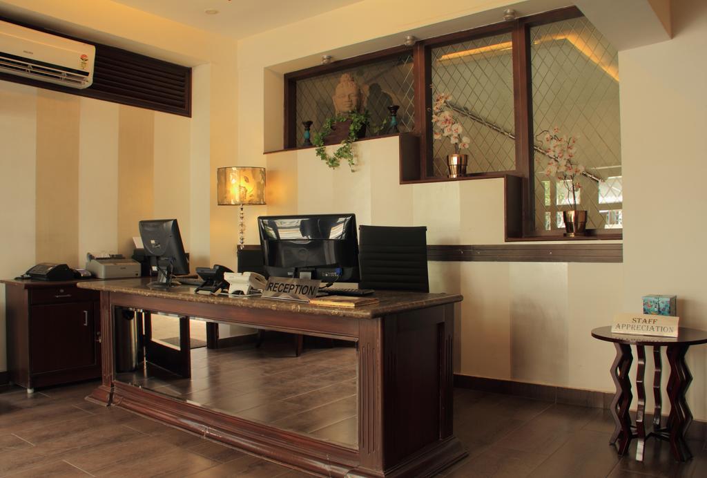 Orchid Suites - A Boutique Hotel Bangalore Off Residency Road Eksteriør billede