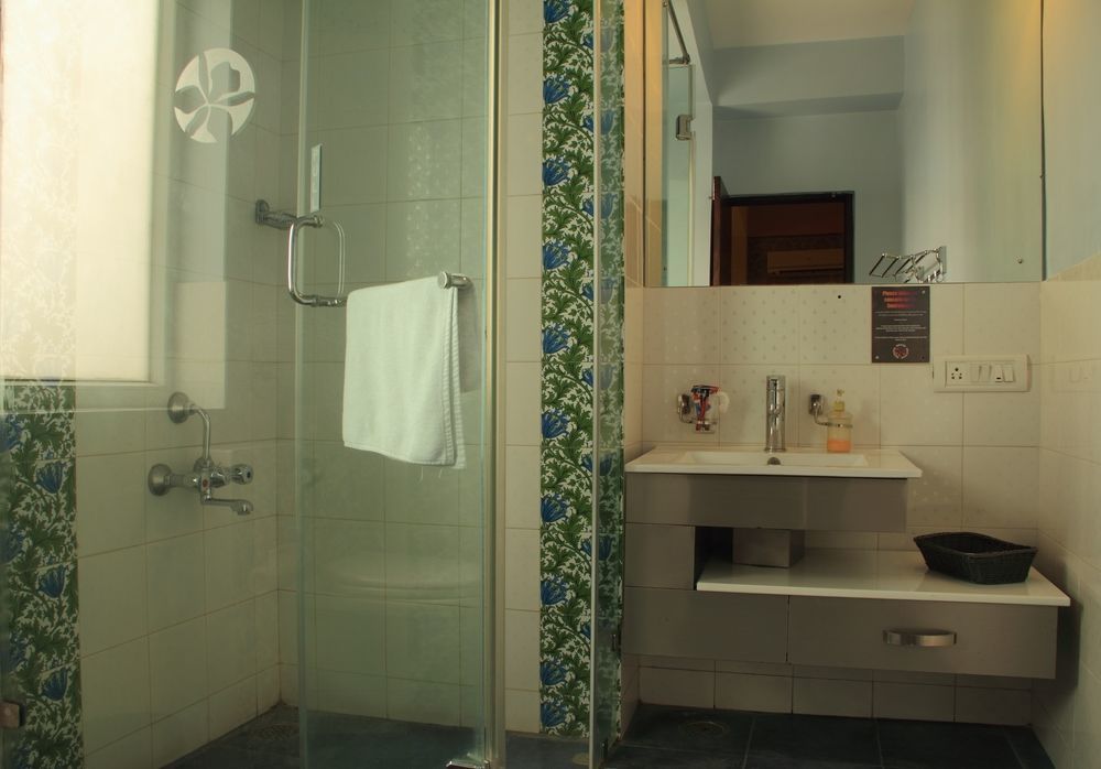 Orchid Suites - A Boutique Hotel Bangalore Off Residency Road Eksteriør billede